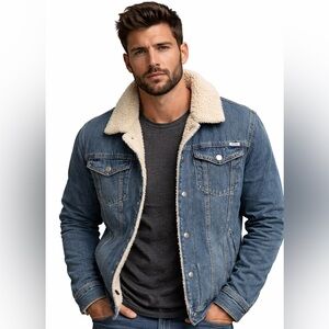 Jack & Jones Men’s Blue Denim Jacket with Cream Sherpa Lining Size M